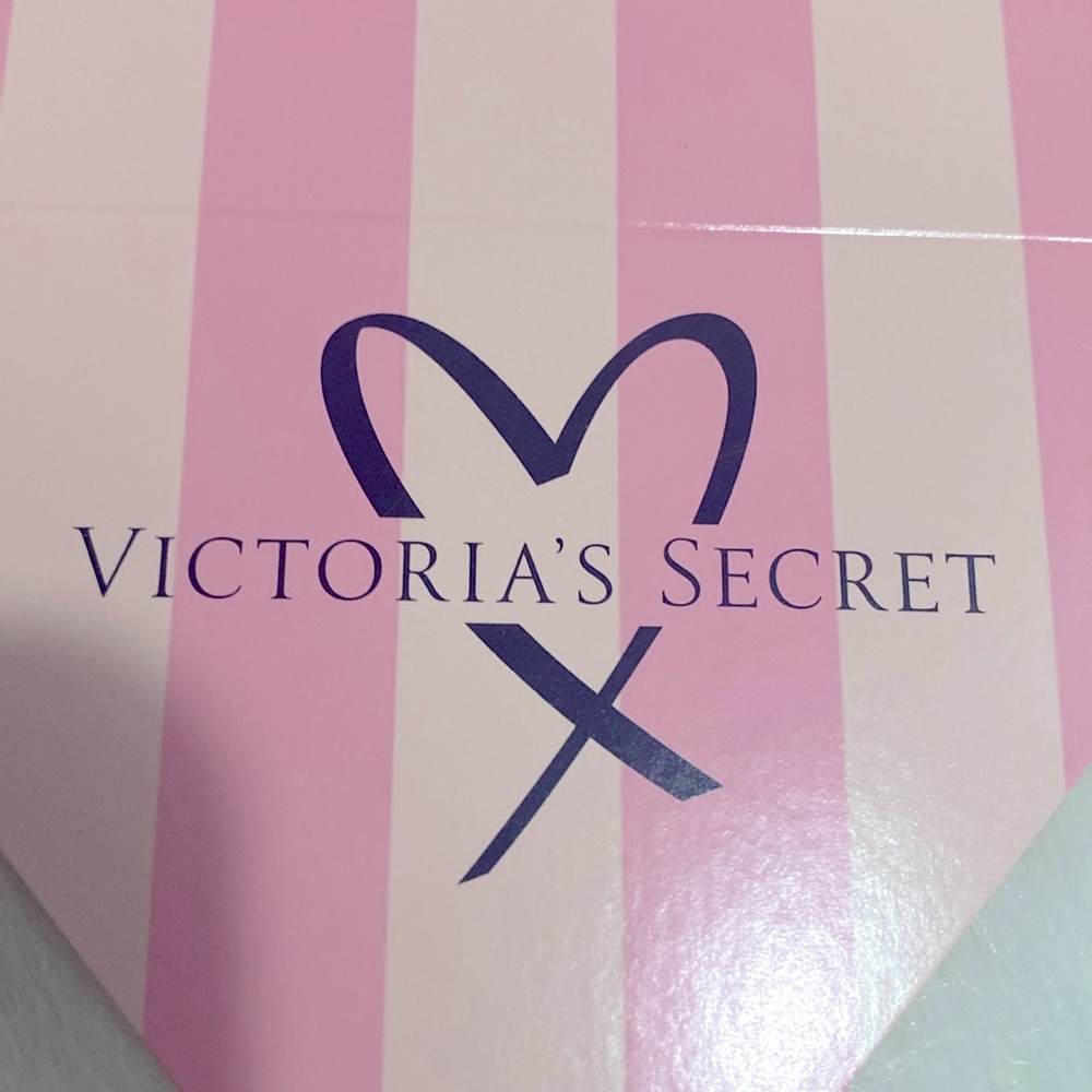 Victoria’s Secret Gift Card Envelopes